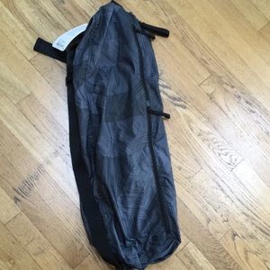 Lululemon yoga bag black and white